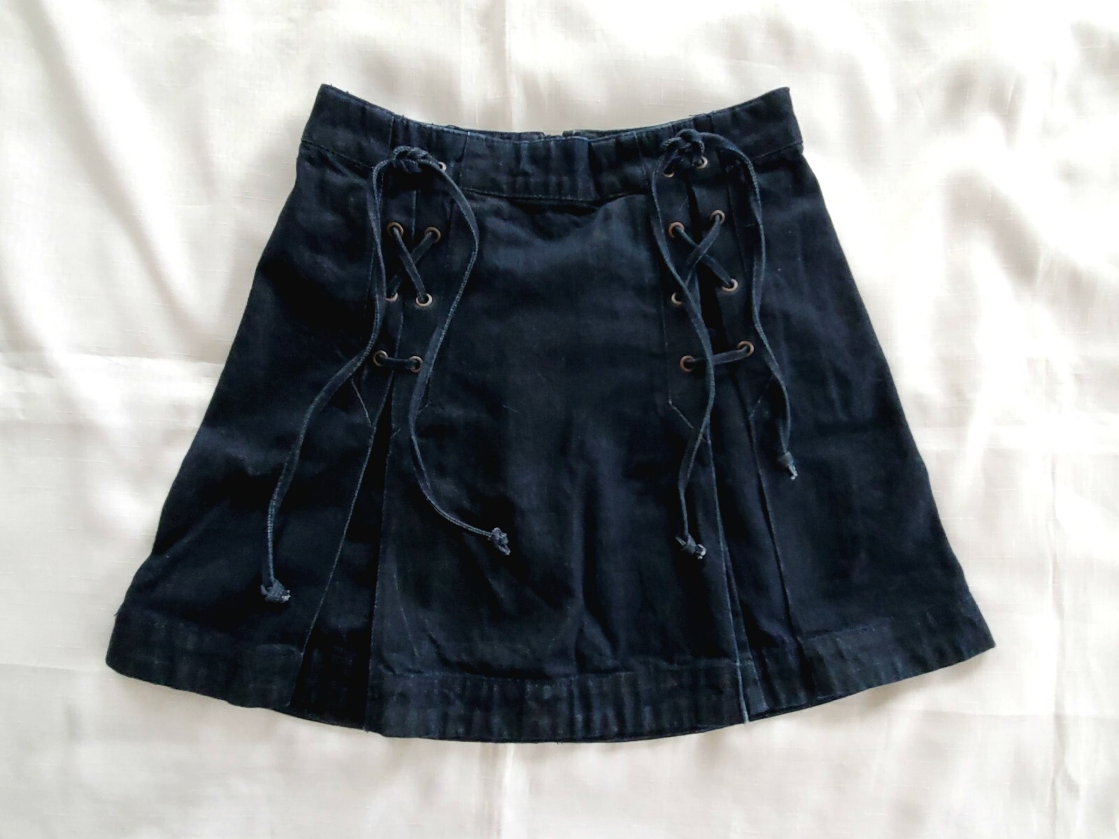 Mini Skirt Denim Jeans Free People, Pleated Lace Up Dark Wash - Size 2-image