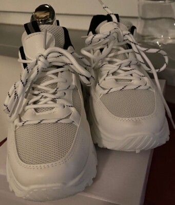 Marquiiz Women's Athletic and Casual Shoe, White with some black