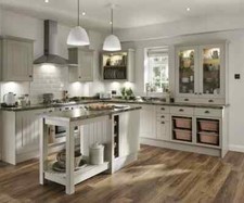 Howdens  Discontinued  Burford Cashmere T&G  Kitchen Range