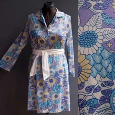 VTG 70s Crillium Hippie Mod Floral Silky Nylon Button Front House Coat Dress S M