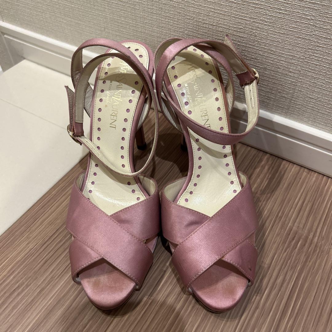 Autentici sandali Yves Saint Laurent punta aperta colore rosa taglia 35 5 donna