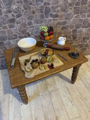 Dolls House 1/12 Scale Miniature Artisan Oak Table BlackBerry & Apple Pie Set