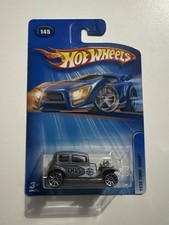 Hot Wheels 2005 Mainline 145 1932 Ford Vicky Mtflk Gray W 10sps