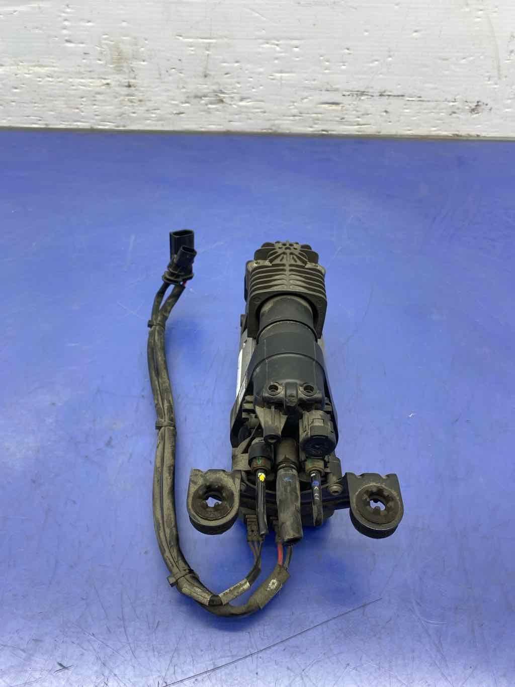 2018 MASERATI LEVANTE M161 3.0L AIR LEVELING COMPRESSOR PUMP *60K* 15155000872