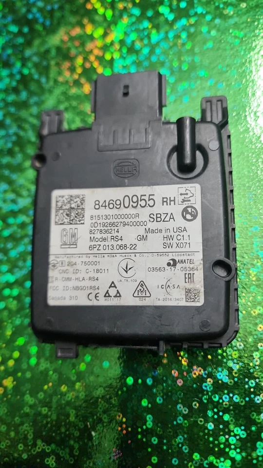 19 21 23 CHEVROLET SILVERADO REAR BLIND SPOT RIGHT SIDE RADAR MODULE 84690955 - Image 3 of 4