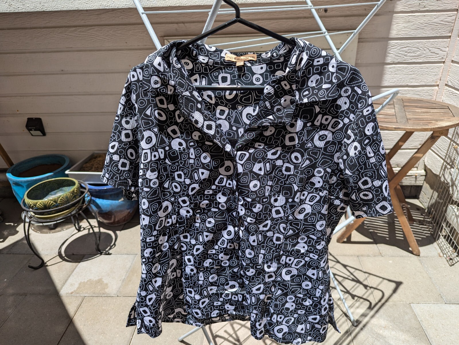 Abstract Pattern Black And White Button Down "Not… - image 2