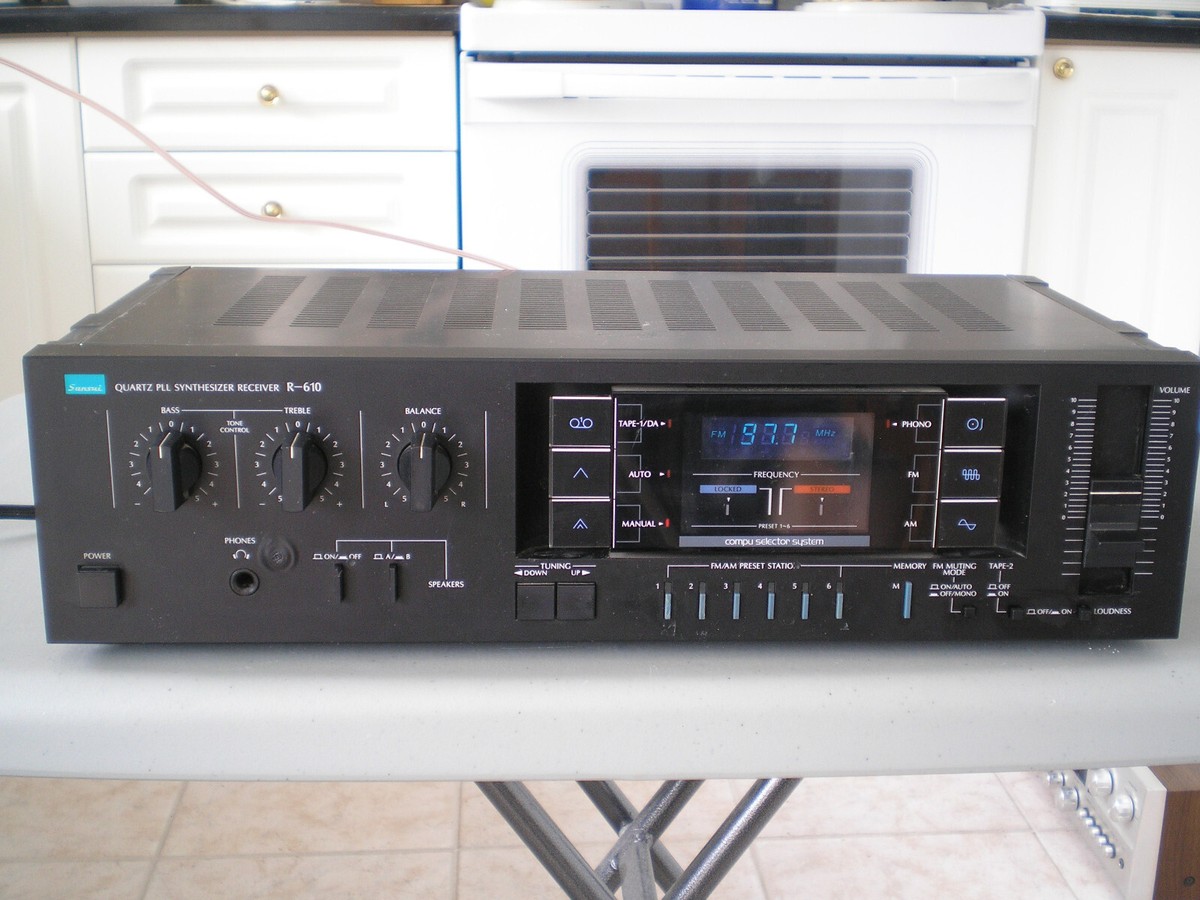 Sansui R-610 Quartz PLL Synthesizer AM/FM stereo receiver, clean
