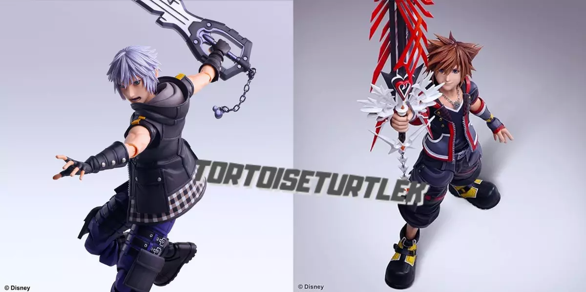 KINGDOM HEARTS III PLAY ARTS KAI ACTION FIGURE - SORA VER. 2