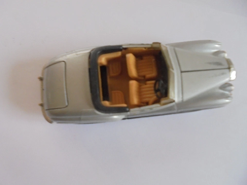 Rolls Royce Silver Dawn miniatures 1/43 voire 1/24 car longueur 14 cm - Photo 4/4