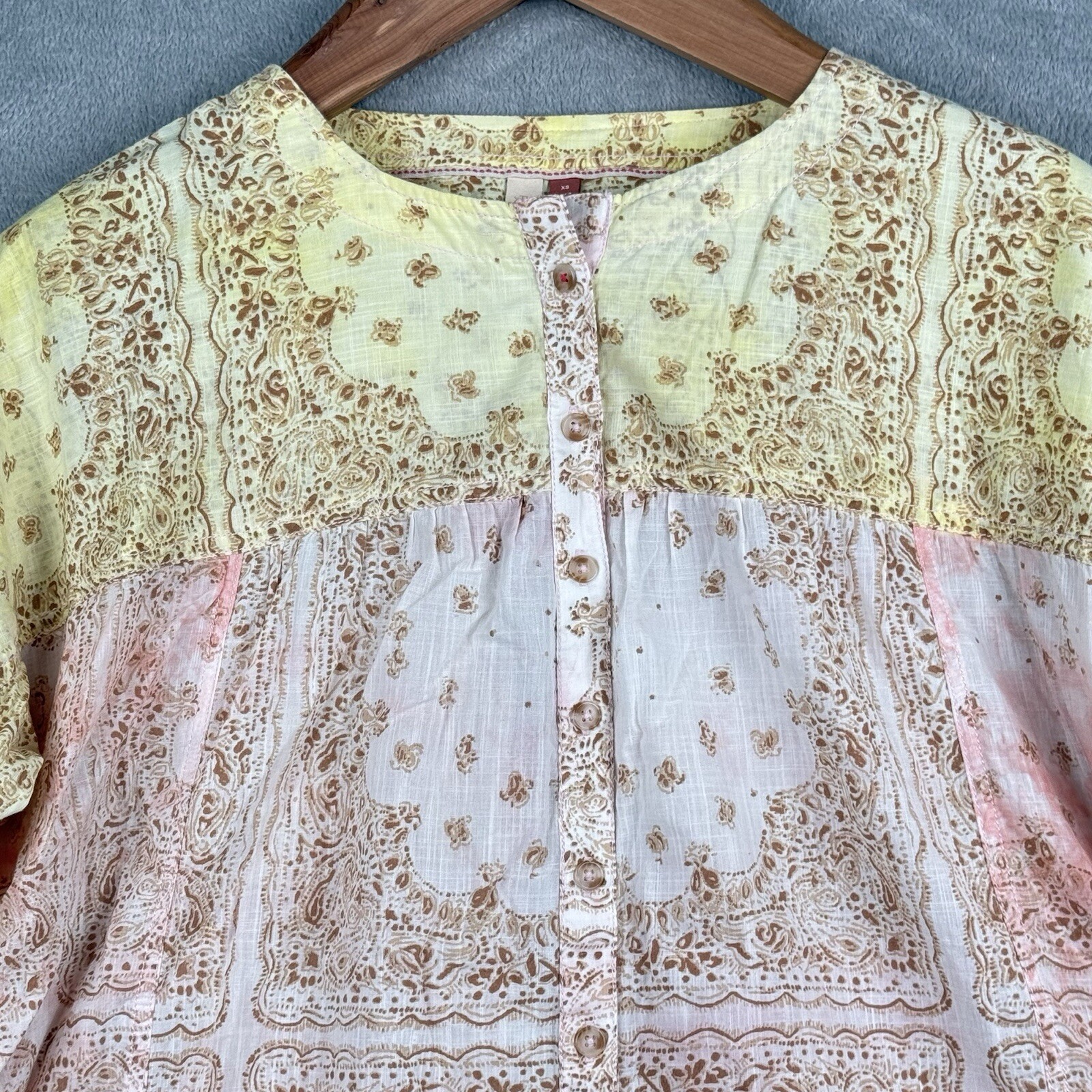 Anthropologie Pilcro The Tavi Batik Print Blouse Womens X-Small Shirt Top Boho