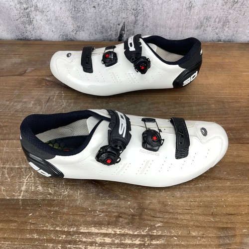 2 and 3 bolt cycling shoes