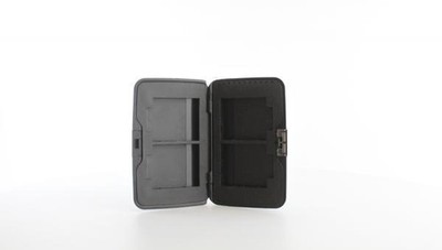 Hakuba Digital Camera Compact Flash Memory Holder Hard Case (DMSPSD4) Grade A