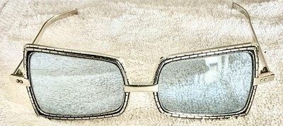 1970s Renauld  USA Silver Frame Grey  Lens Sunglasses