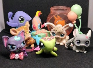 Lot Of 8 LPS Littlest Pet Shop Pets Accessories Whale Bat Angora Chinchilla Fish
