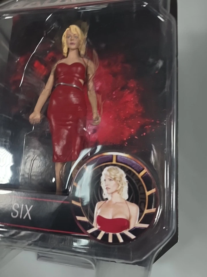 Battlestar Galactica SIX Action Figure Red Dress Diamond Select Toys 2007 NIB - Image 3 of 4