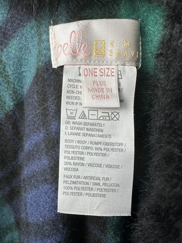 Poncho de vacaciones Bell by Kim grava tartán a cuadros con capa envolvente de piel sintética O/S Foto 3 de 4