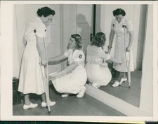 1949 Phyllis Harken Usc Grad Stud Wins Polio Scholarship Organizations 6X8 Photo