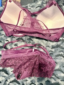 Victoria's Secret Burgundy Lace Front Close Racerback Push Up Bra 34DD & Panty M