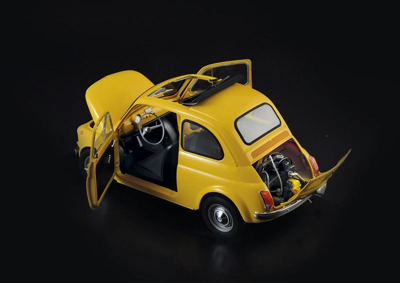 Italeri 4715 Fiat 500 F Edición mejorada Escala 1/12 - Imagen 4 de 4