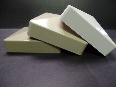 4'' x 4'' External Flat Pyramid Vinyl Post Cap