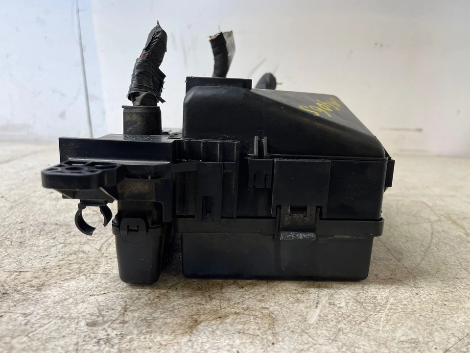 Engine Fuse Box Mitsubishi Galant 2008 2009 Foto 2 de 4