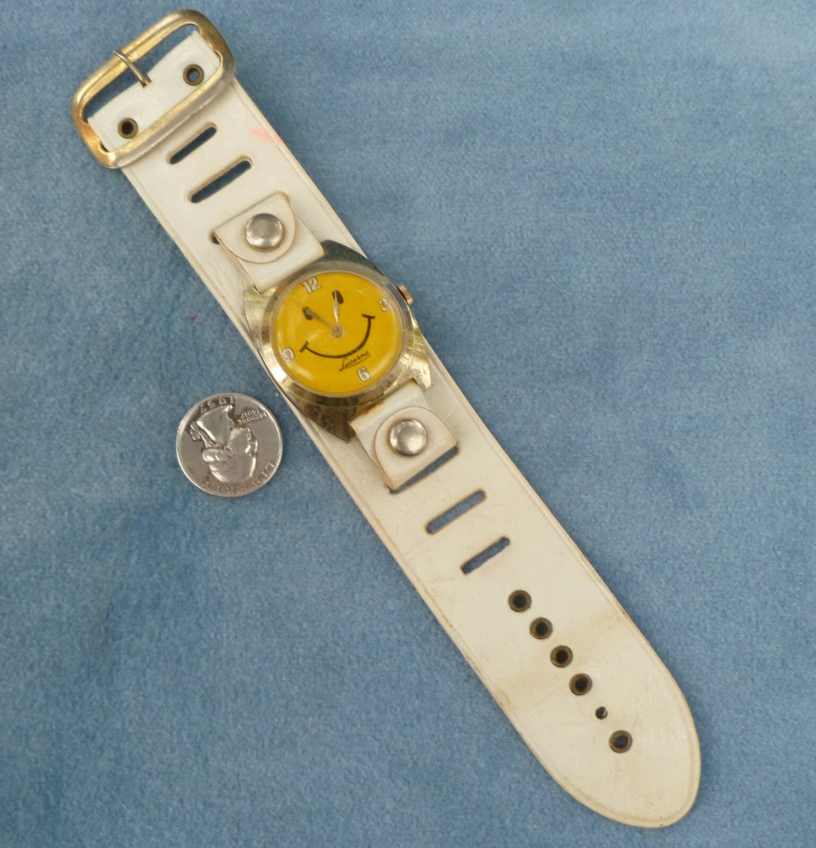 Vintage smiley top face watch