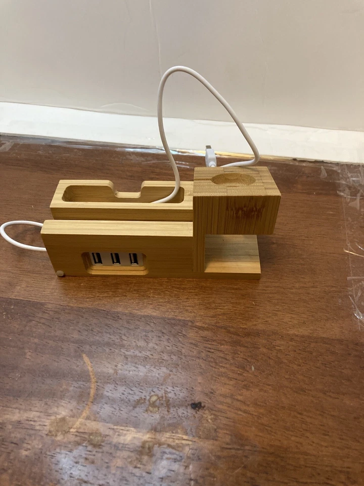 Base de carga de teléfono con soporte puertos USB de bambú para Apple Watch i Phone X 11 Foto 2 de 4