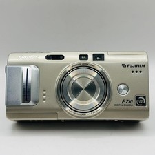Fotocamera digitale compatta Fujifilm FinePix F710 testata funzionante venditore Giappone