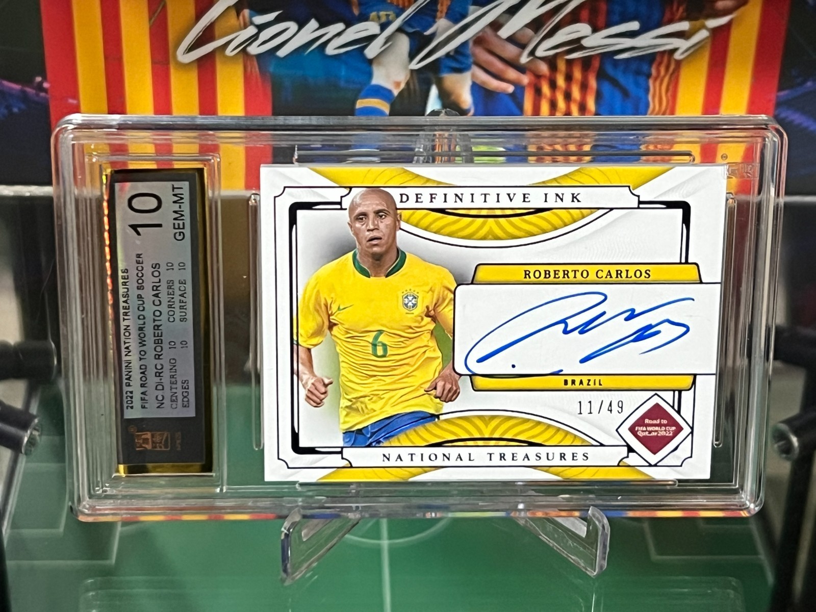 2022 National Treasures World Cup Roberto Carlos /49 Definitive Ink Auto 10 GEM view 16