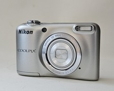 Nikon Coolpix L29 Digitalkamera Silber Kompakt