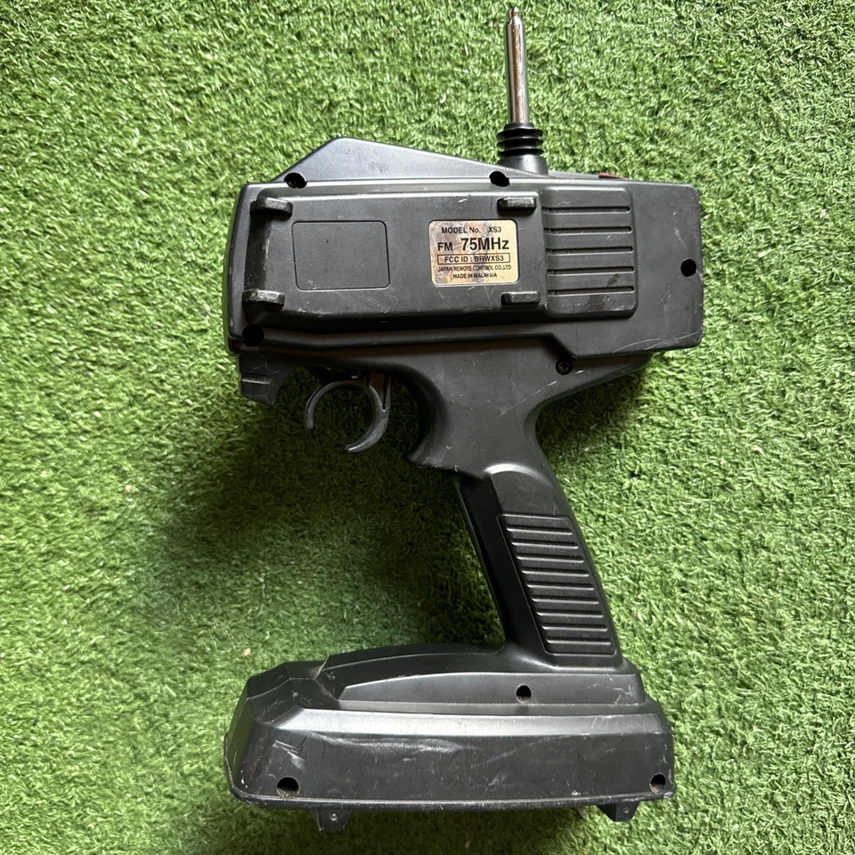 JR RACING FM 75MHZ XS3 (PEÇAS OU REPARO) - Imagem 3 de 3