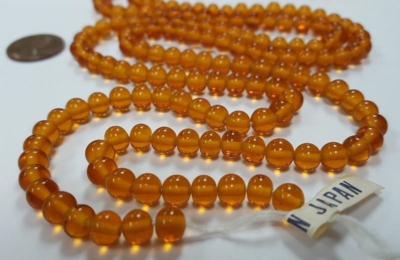 200 VINTAGE JAPANESE 1950's CHERRY BRAND GLASS TOPAZ 6mm. ROUND BEADS 4700