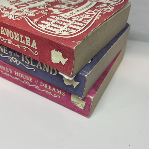 3x L.M. Montgomery Anne of Green Gables Paperback Books Bundle Lot Fantasy - Picture 6 of 6