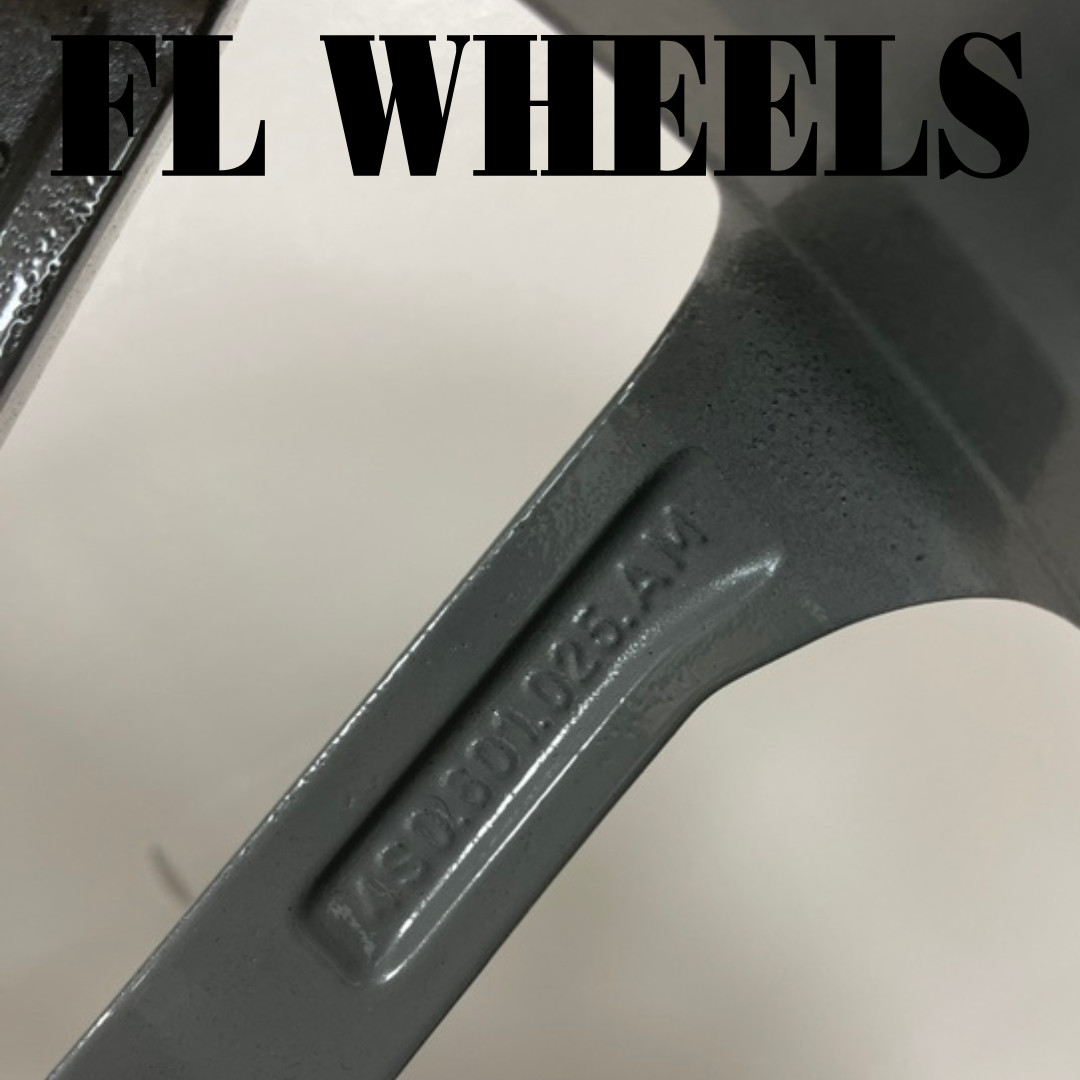 AUDI R8 2017 2018 19" FACTORY OEM REAR WHEEL RIM 59006 4S0601025A