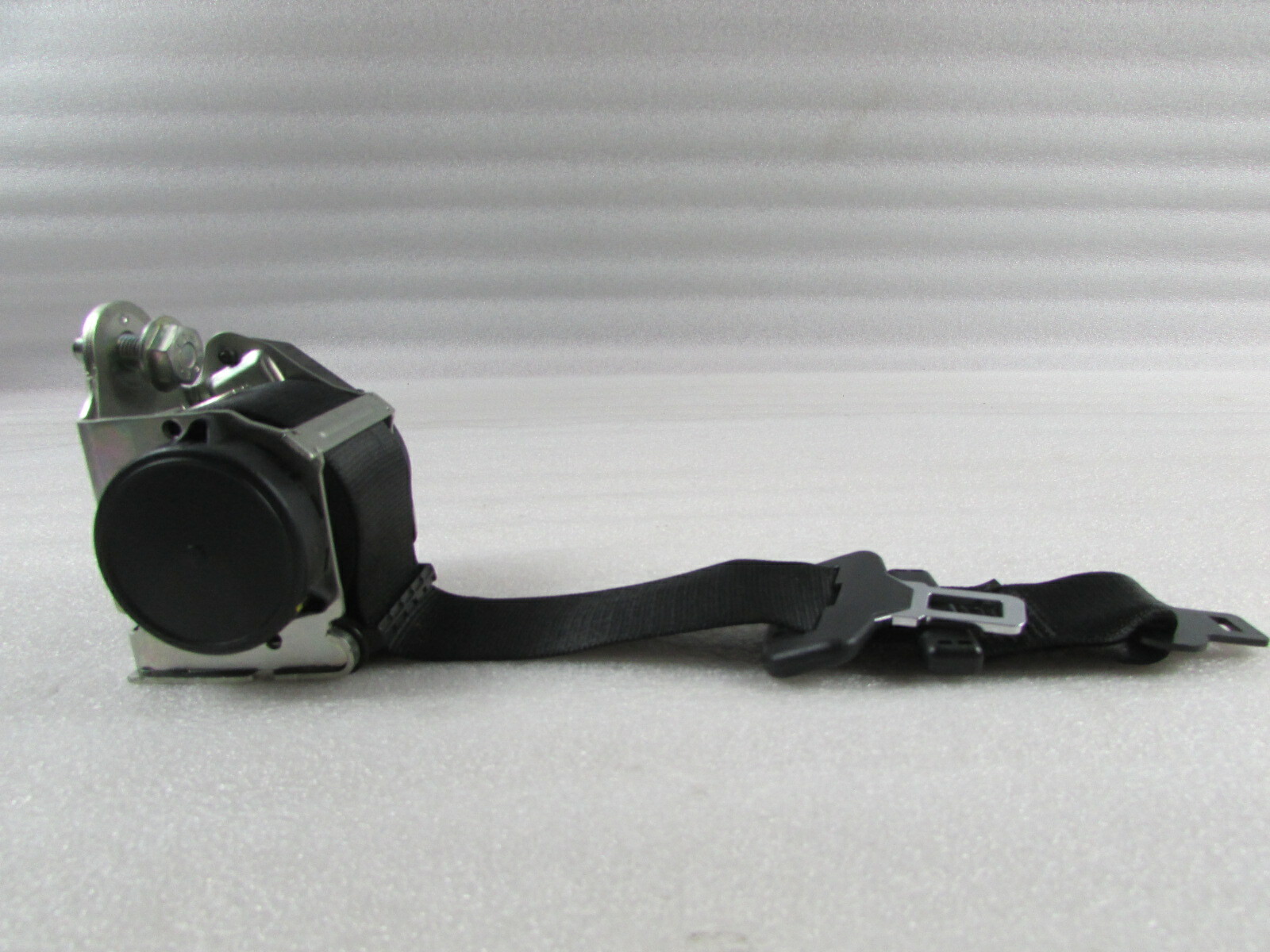 Maserati Ghibli, Rear Center Seat Belt, Black, Used