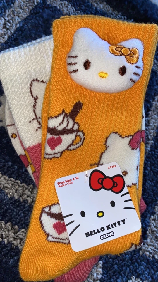 CALCETINES HELLO KITTY FALL CREWS Foto 3 de 3