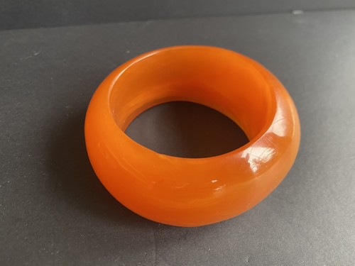 Vintage Bakelite Bangle Bracelet Marbled Butterscotch 1 1/4” Wide Stunning - Picture 2 of 10