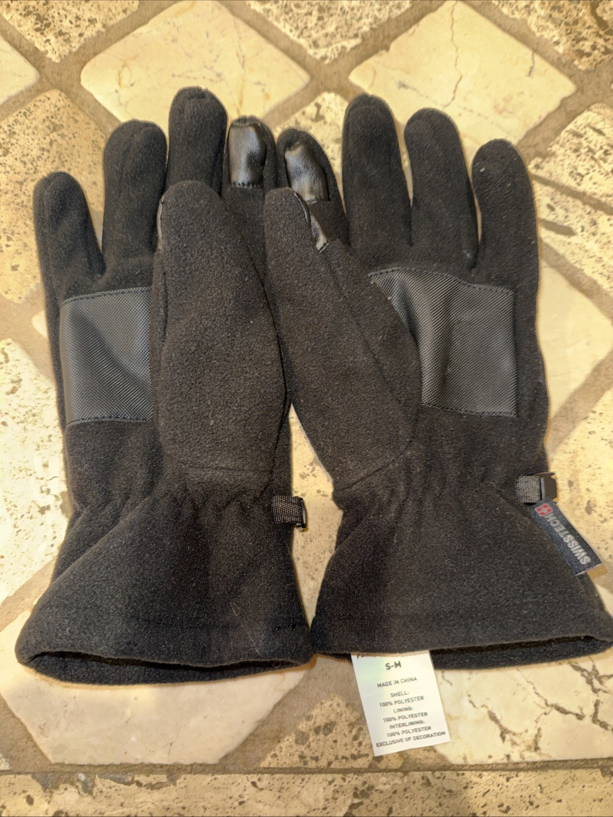 Swiss Tech Performance Winter Gloves Small-Medium… - image 1