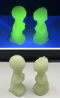 *CHIP* Vtg Fenton Praying Kneeling Boy Girl Custard/Uranium Glass UV Glow *CHIP*