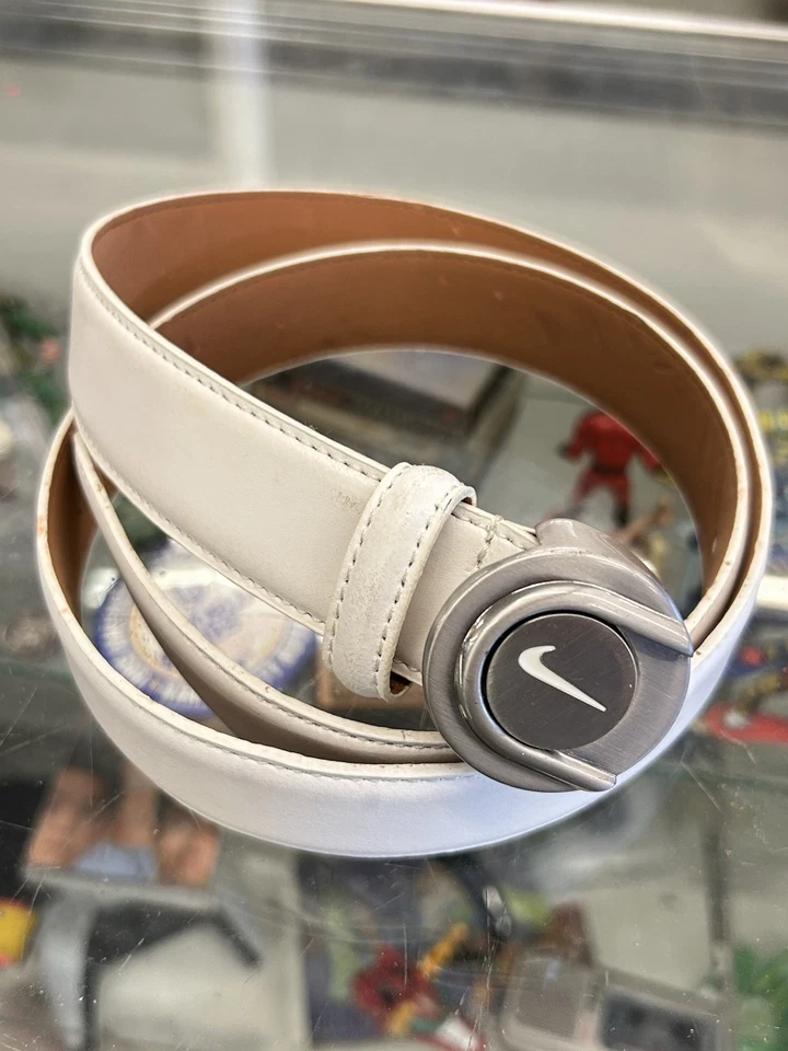 Cinturón de golf Nike de cuero talla m 28-34 Foto 3 de 4