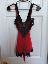 Vintage 1990's Women's Red and Black Lace Heart Lingerie Size XS/S