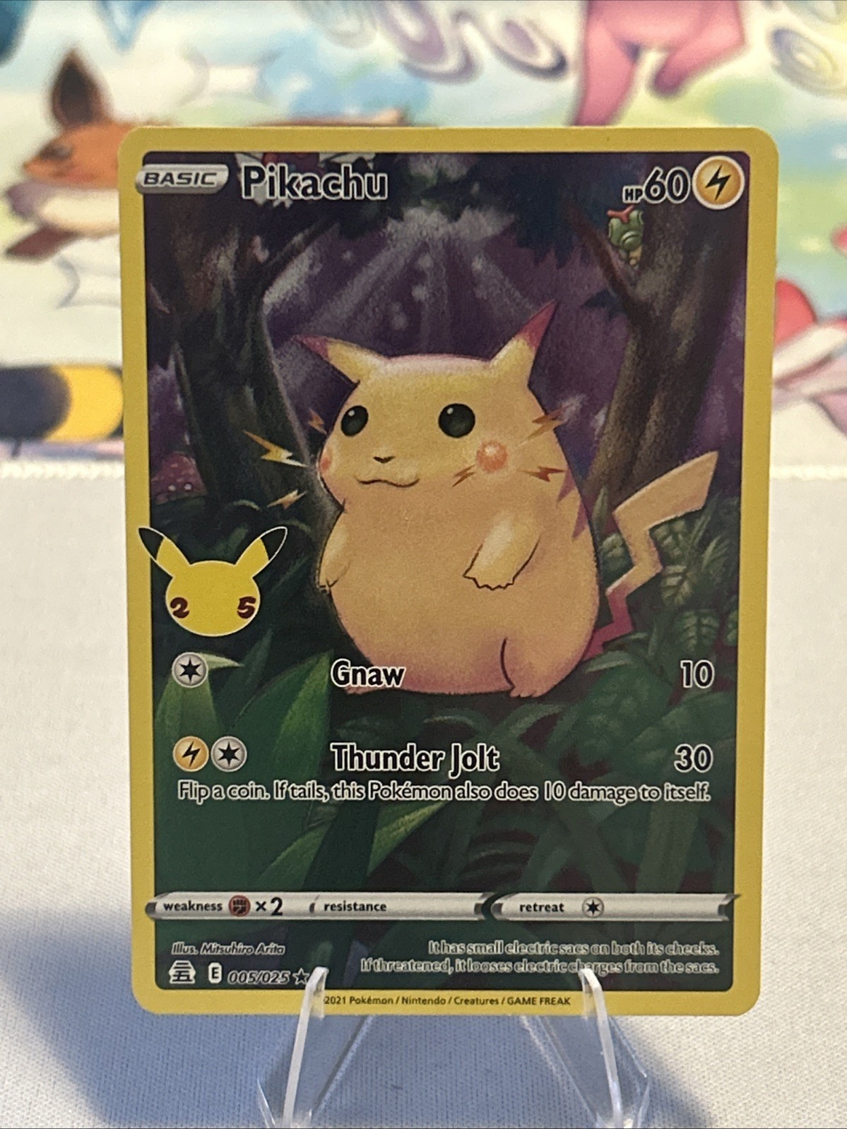 Pikachu 005/025 Celebrations Holo
