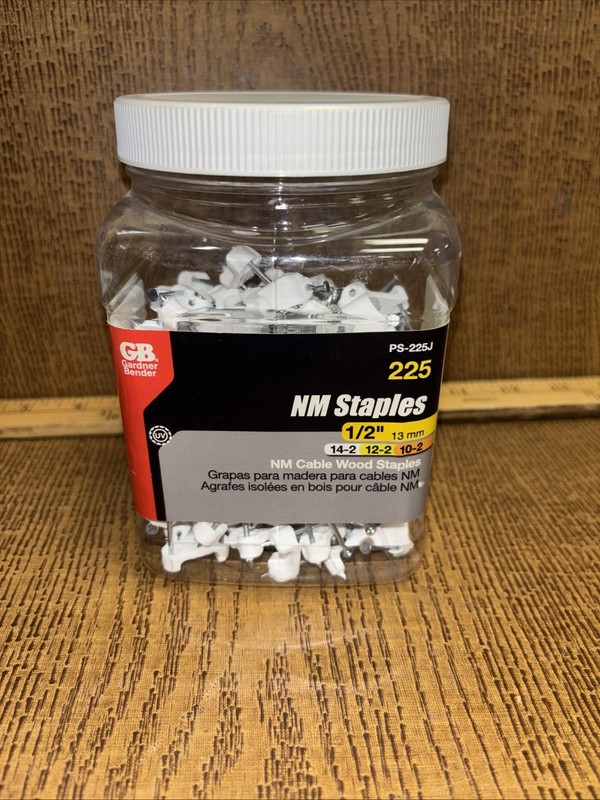 Electrical Metal Cable Staple, Contractor Pack, 1/2 Inch, Romex Wire, Open Box
