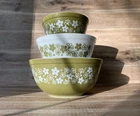 Vintage Pyrex Spring Blossom Green Set Of 3 Nesting Bowls #’s 401, 402, 403 Read