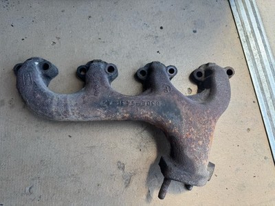 1963-65 Ford Falcon Ranchero Comet LH Exhaust Manifold Ford C3DE-9431-A  AS-IS
