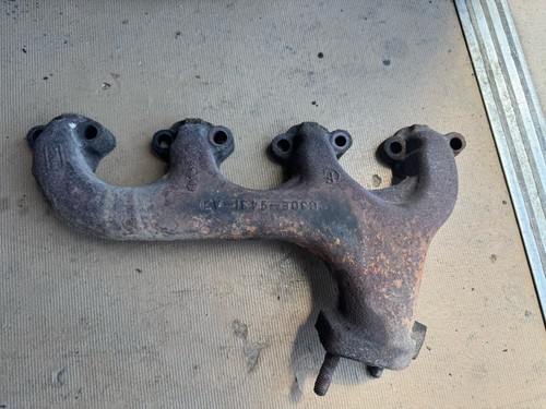 1963-65 Ford Falcon Ranchero Comet LH Exhaust Manifold Ford C3DE-9431-A AS-IS
