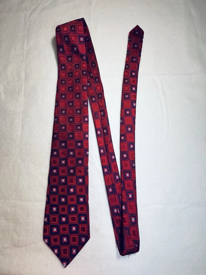 Corbata NORDSTROM Para Hombre Azul Marino y Rojo Patrón Geométrico 60 x 4 100% Seda Hecha en EE. UU. Foto 2 de 4