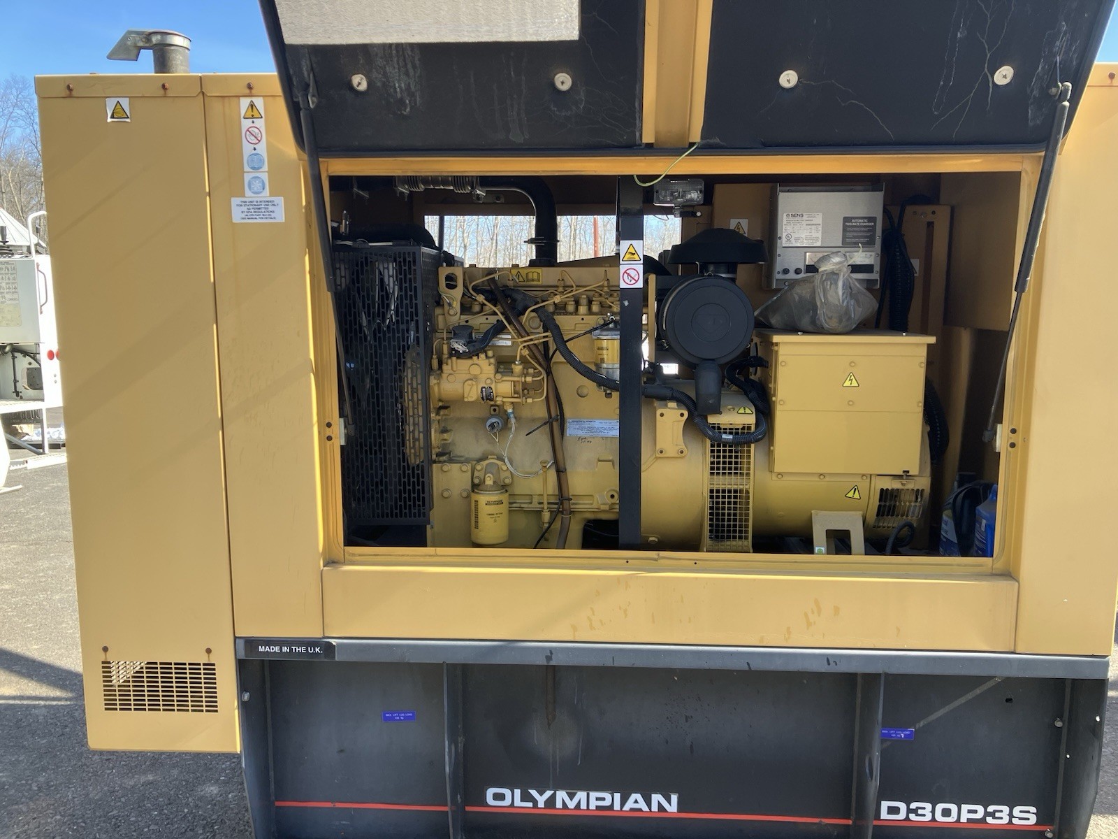 Cat Olympian 30kw Diesel Generator D30P3S 3.9 Perkins With Fuel Tank 403 Hrs PA  thumbnail 7
