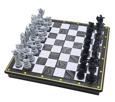 Harry Potter Chess Set, Magnetic Foldable Chess Board, 32 Pieces, Family Game