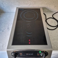 Lincat IH21 Twin Ring Induction Hob with Pan Detection Function - Durable - 3kW